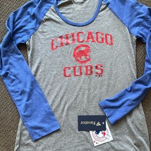 NWT! Women’s Fanatics Chicago Cubs Tee